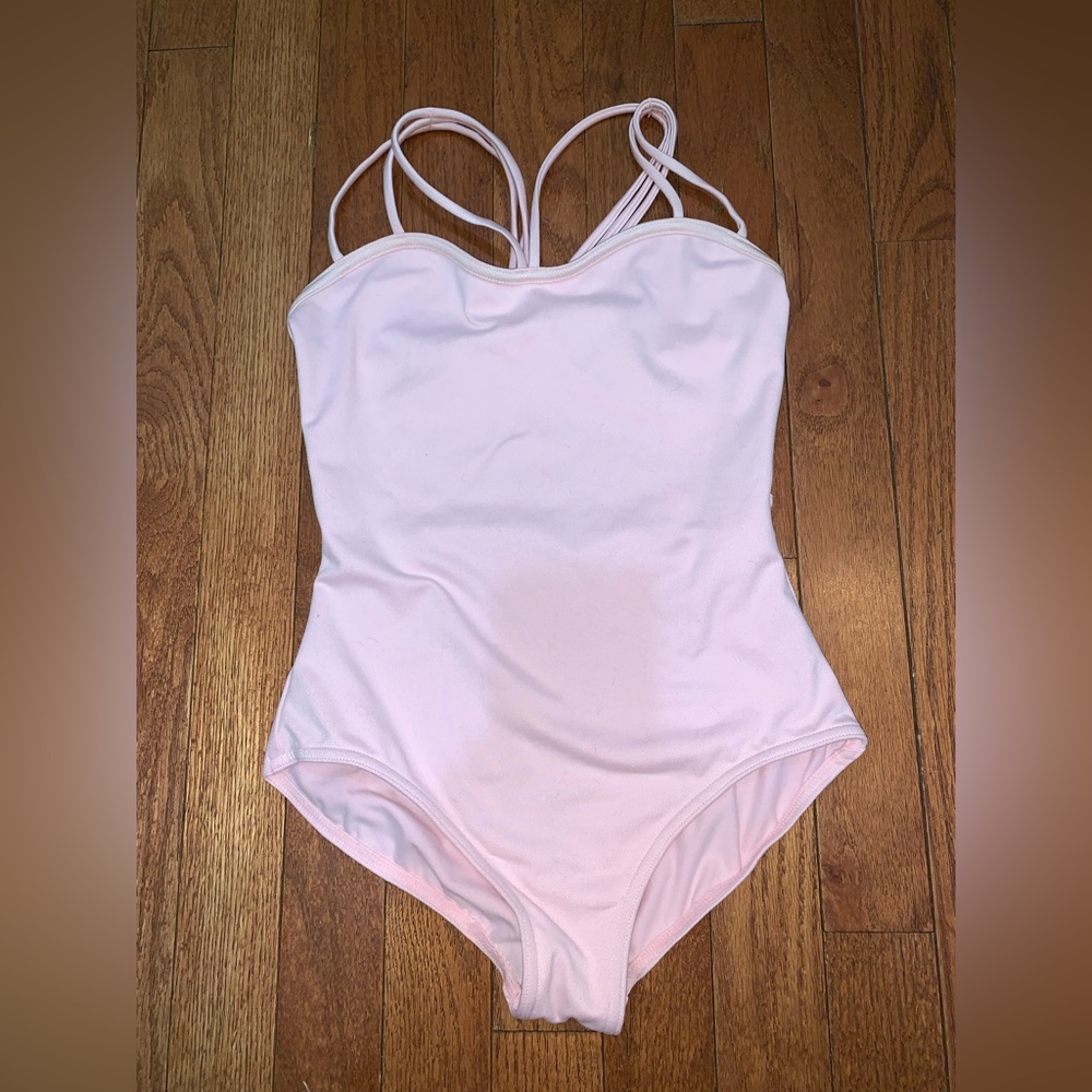 Girls medium capezio pink leotard